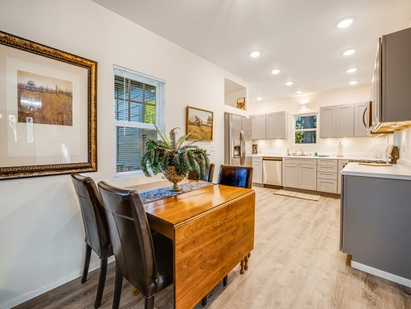 Mendocino Home 982894