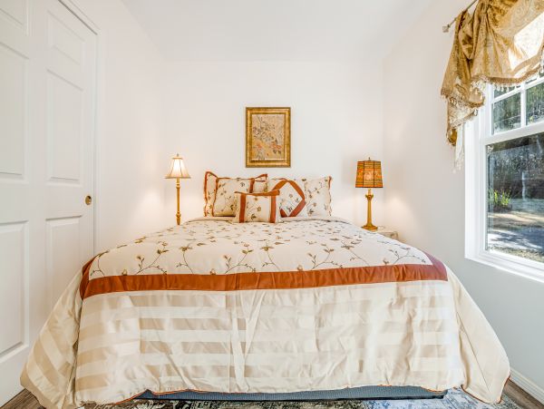 Mendocino Home 982894