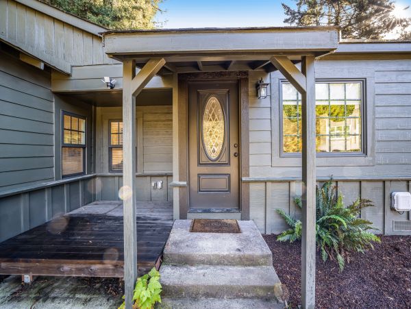 Mendocino Home 982894