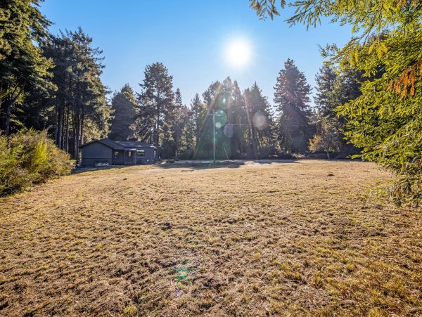 Mendocino Home 982894