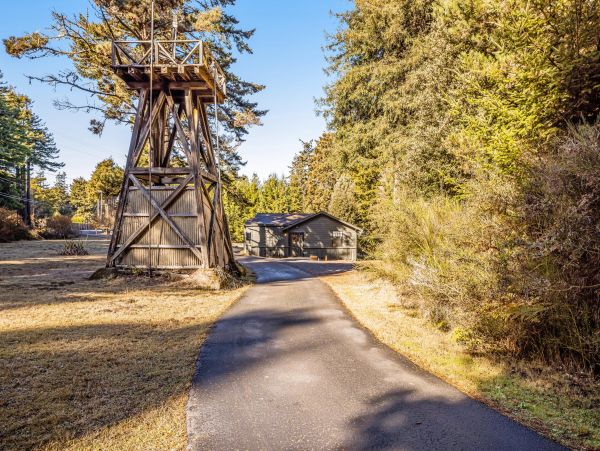 Mendocino Home 982894