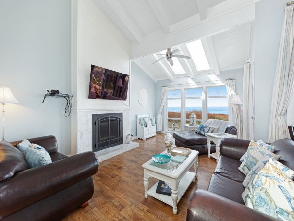 Mendocino Home 982895