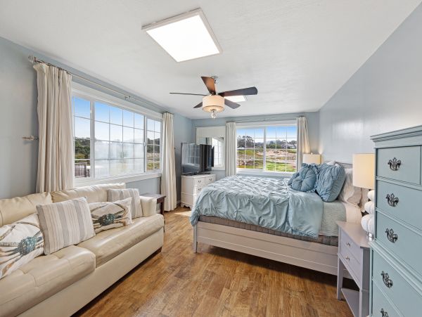 Mendocino Home 982896