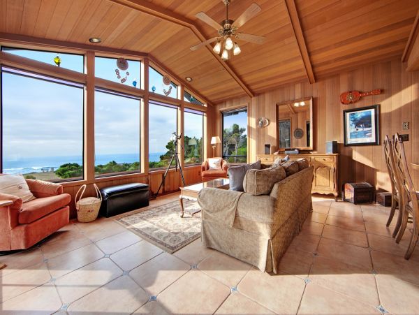 Mendocino Home 982897