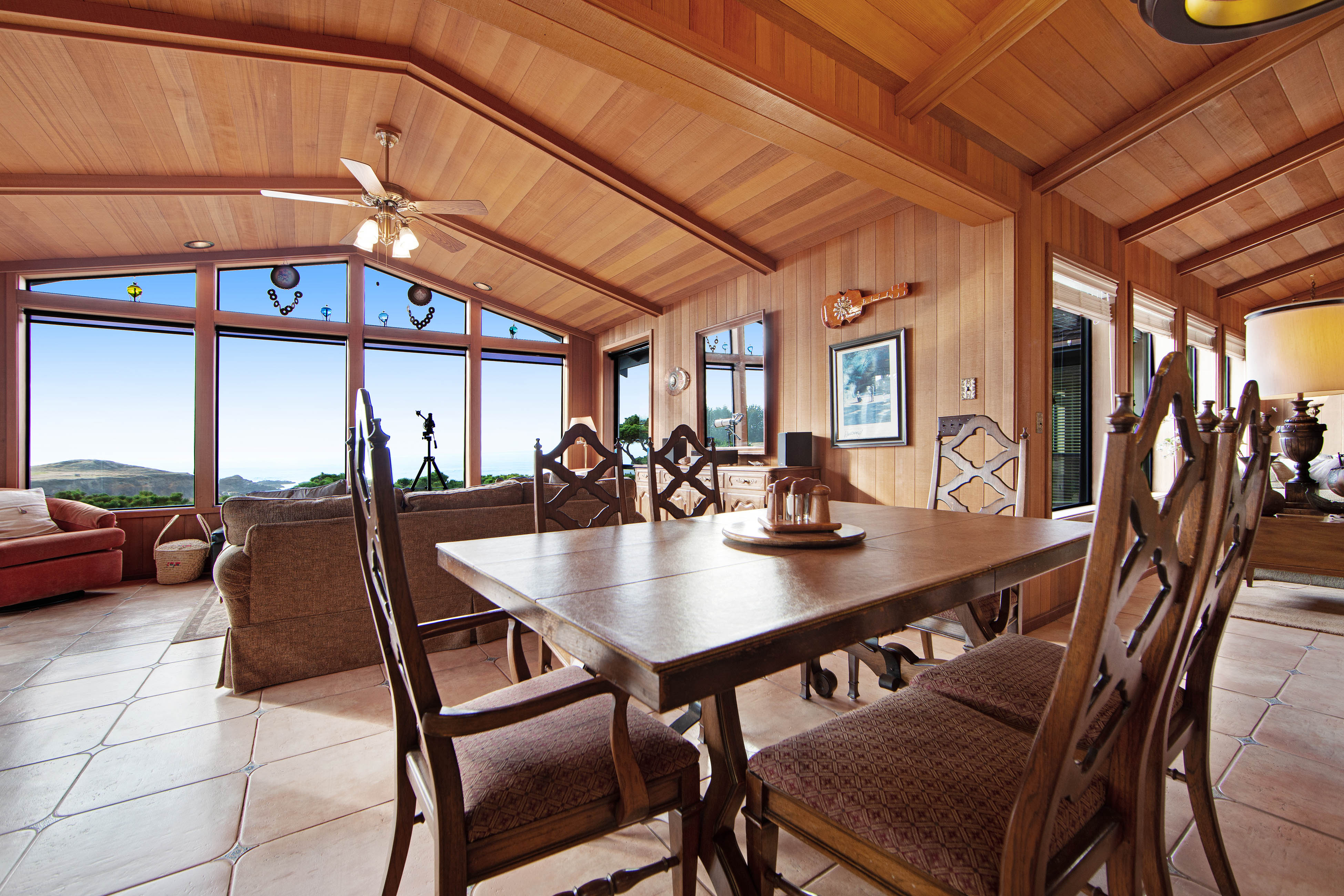 Mendocino Home 982897