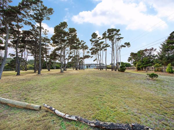 Mendocino Home 982897