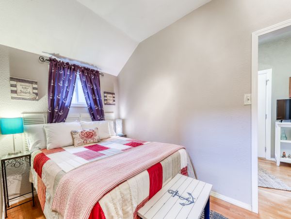 Mendocino Home 982899