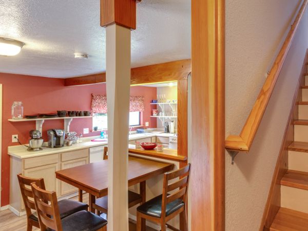 Mendocino Home 982900
