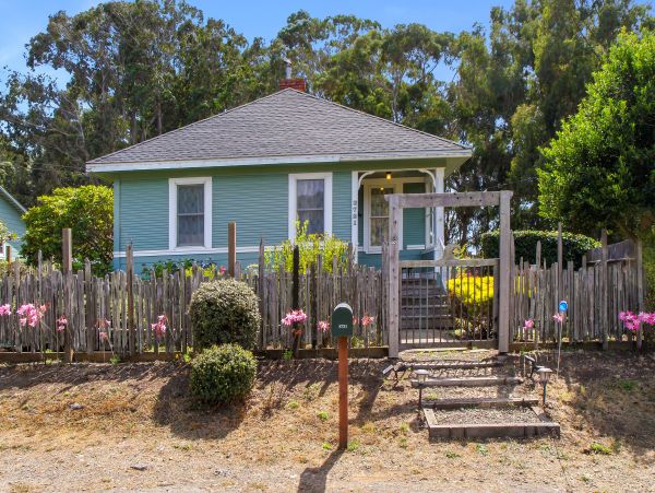 Mendocino Home 982901