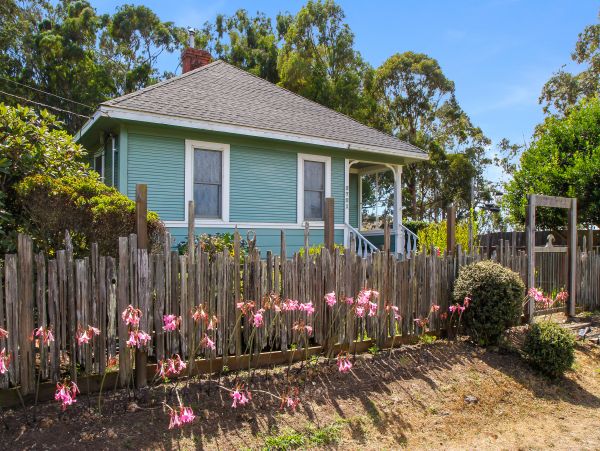Mendocino Home 982901