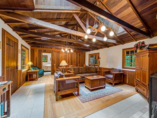 Mendocino Home 982903