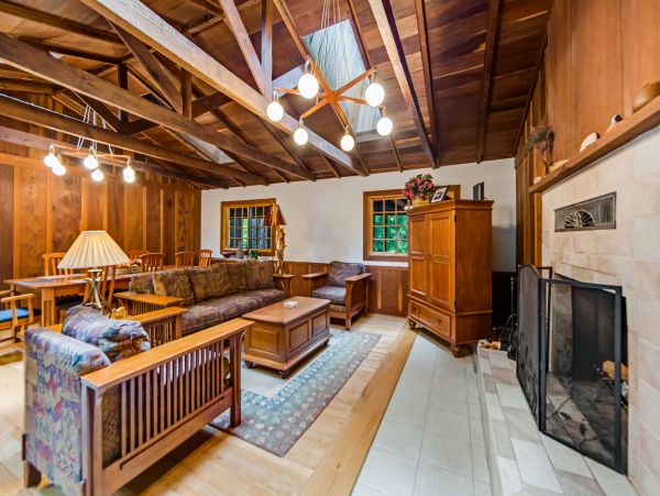Mendocino Home 982903