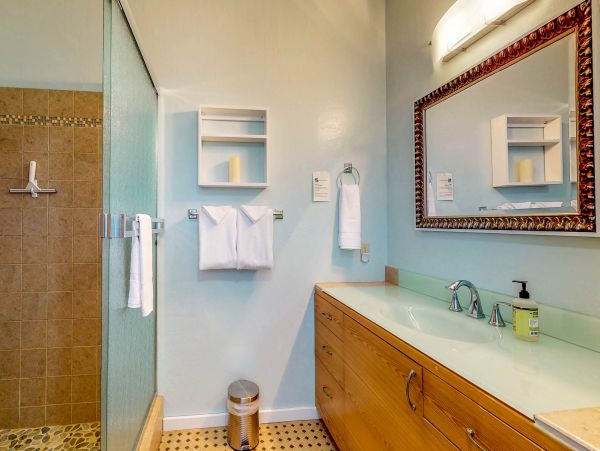 Mendocino Home 982905