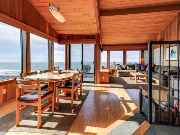 Mendocino Home 982906