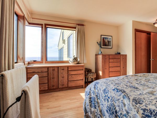 Mendocino Home 982906