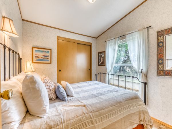 Mendocino Home 982907