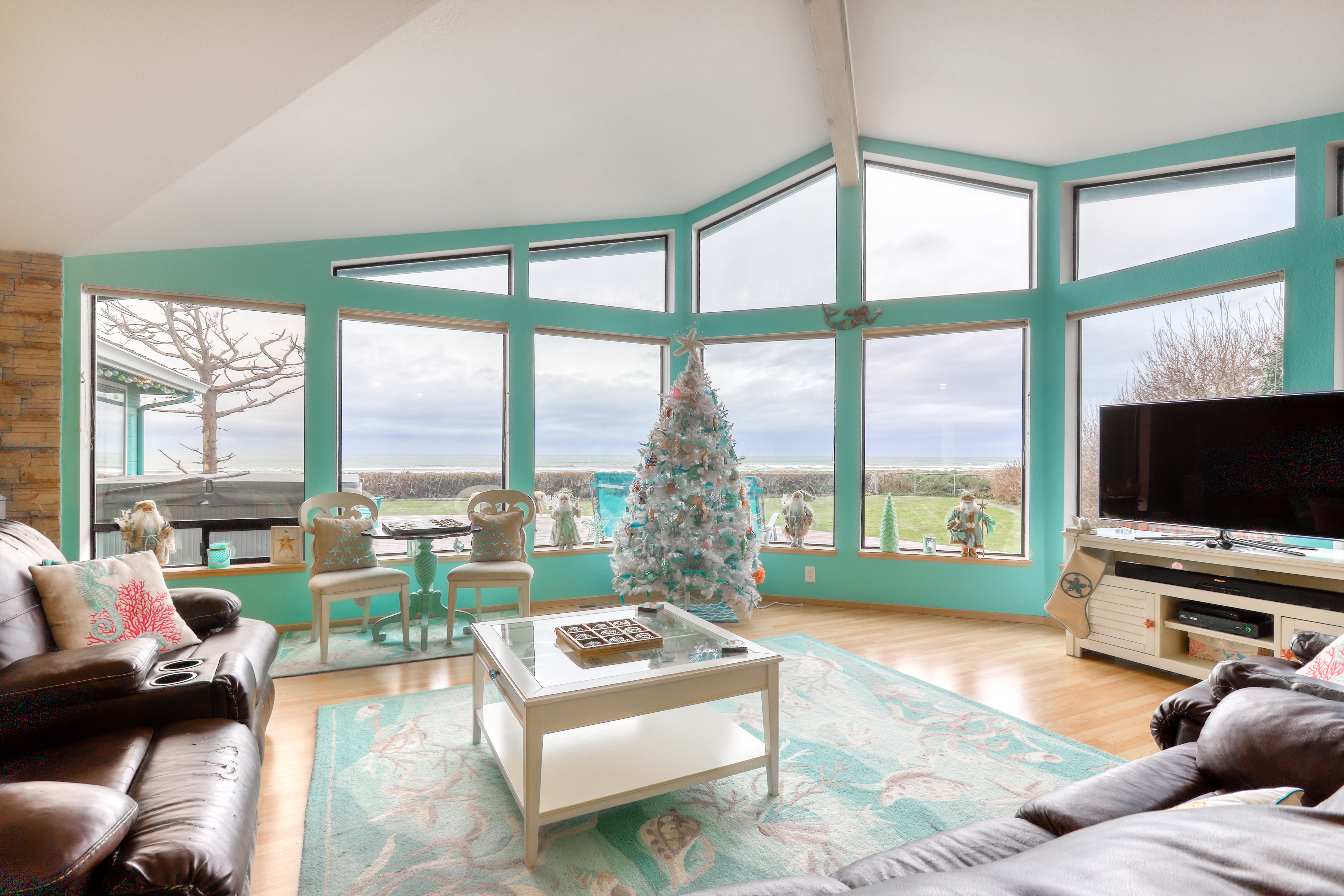 Mendocino Home 982908