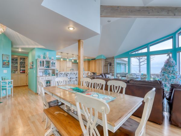 Mendocino Home 982908