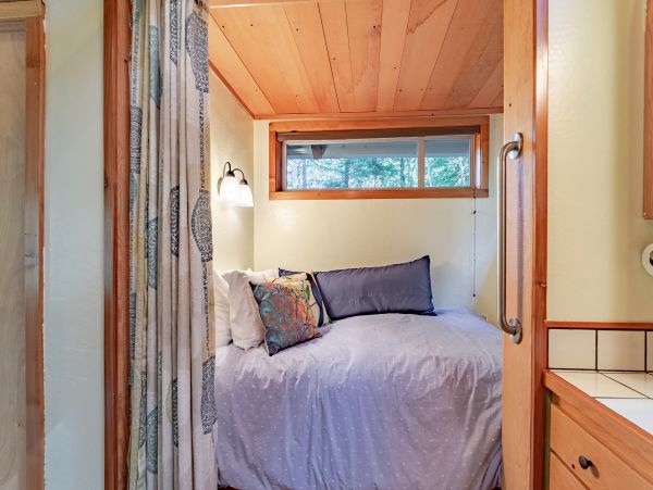 Mendocino Home 982911