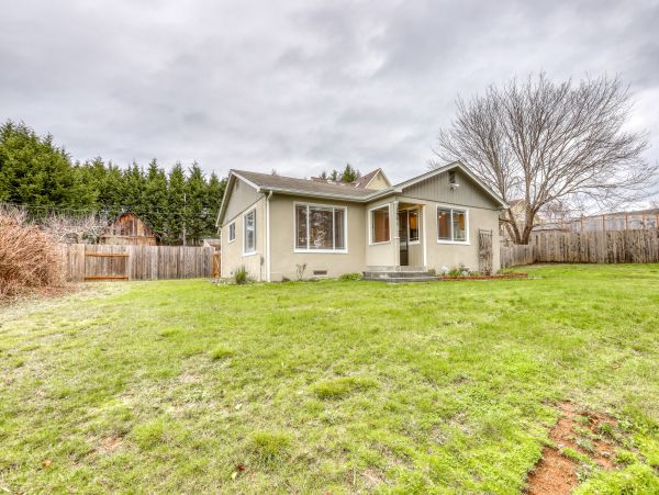 Mendocino Home 982912