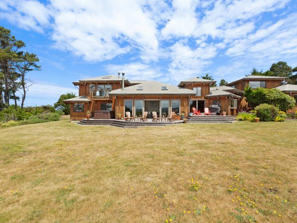 Mendocino Home 982913