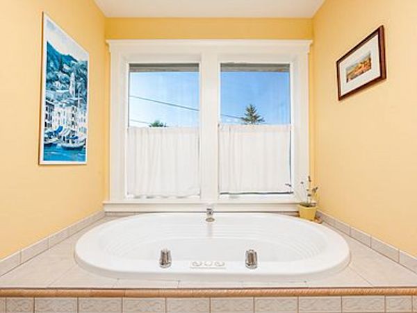 Mendocino Home 982914