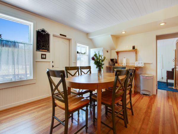 Mendocino Home 982915