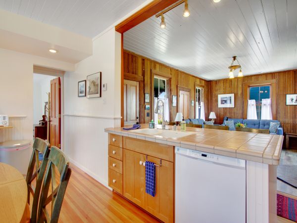 Mendocino Home 982915