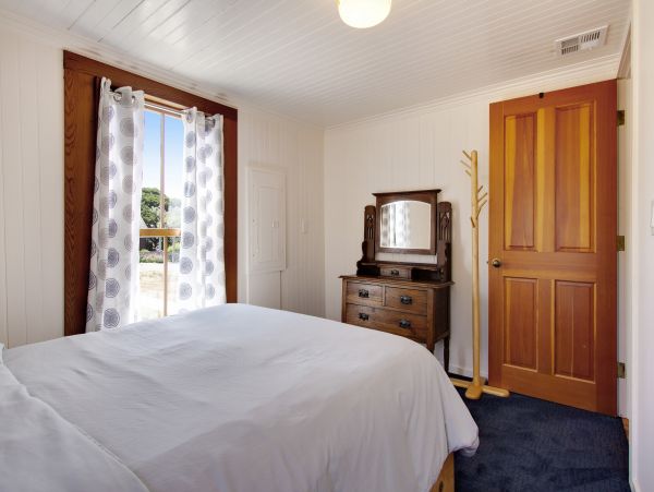 Mendocino Home 982915