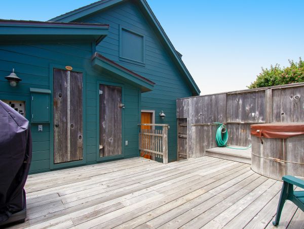 Mendocino Home 982915