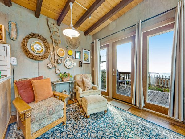 Mendocino Home 982916