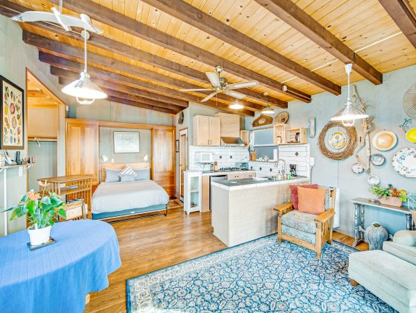 Mendocino Home 982916