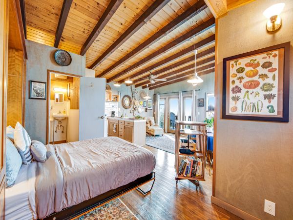 Mendocino Home 982916