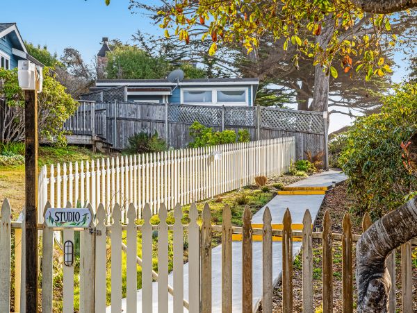 Mendocino Home 982916