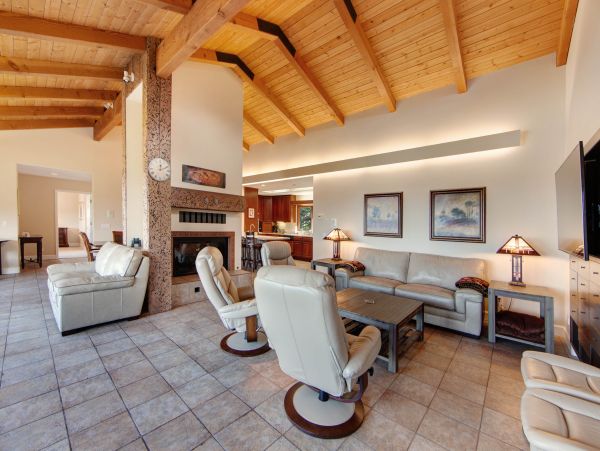 Mendocino Home 982918