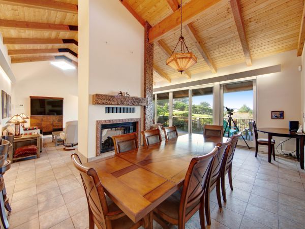 Mendocino Home 982918