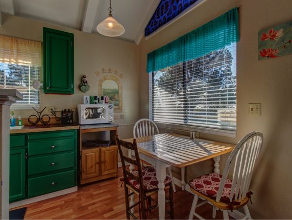 Mendocino Home 982922