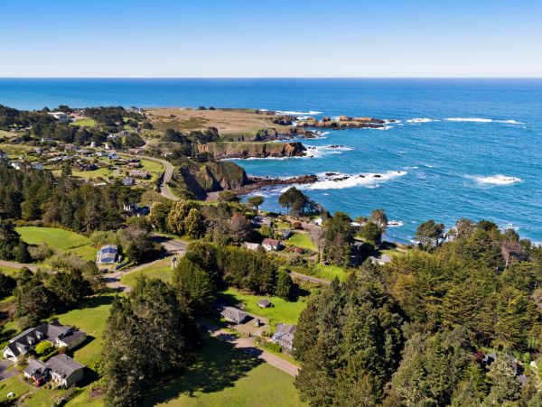 Mendocino Home 982923