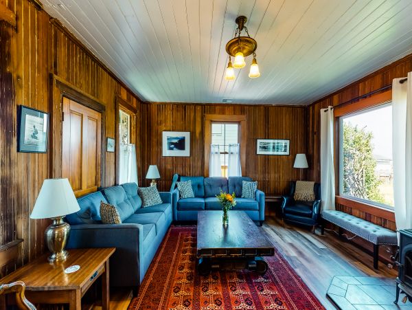 Mendocino Home 982924