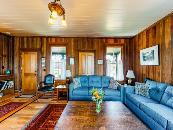 Mendocino Home 982924