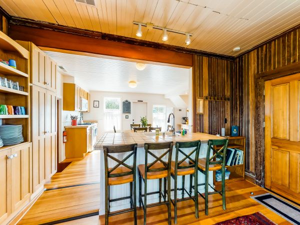 Mendocino Home 982924