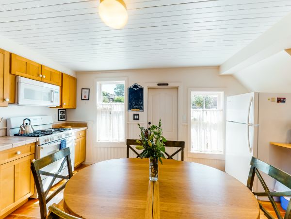 Mendocino Home 982924