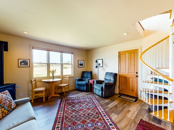 Mendocino Home 982924