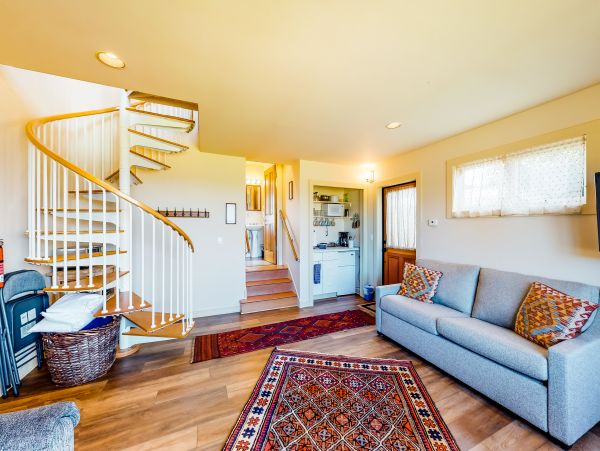 Mendocino Home 982924