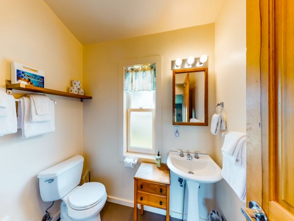 Mendocino Home 982924