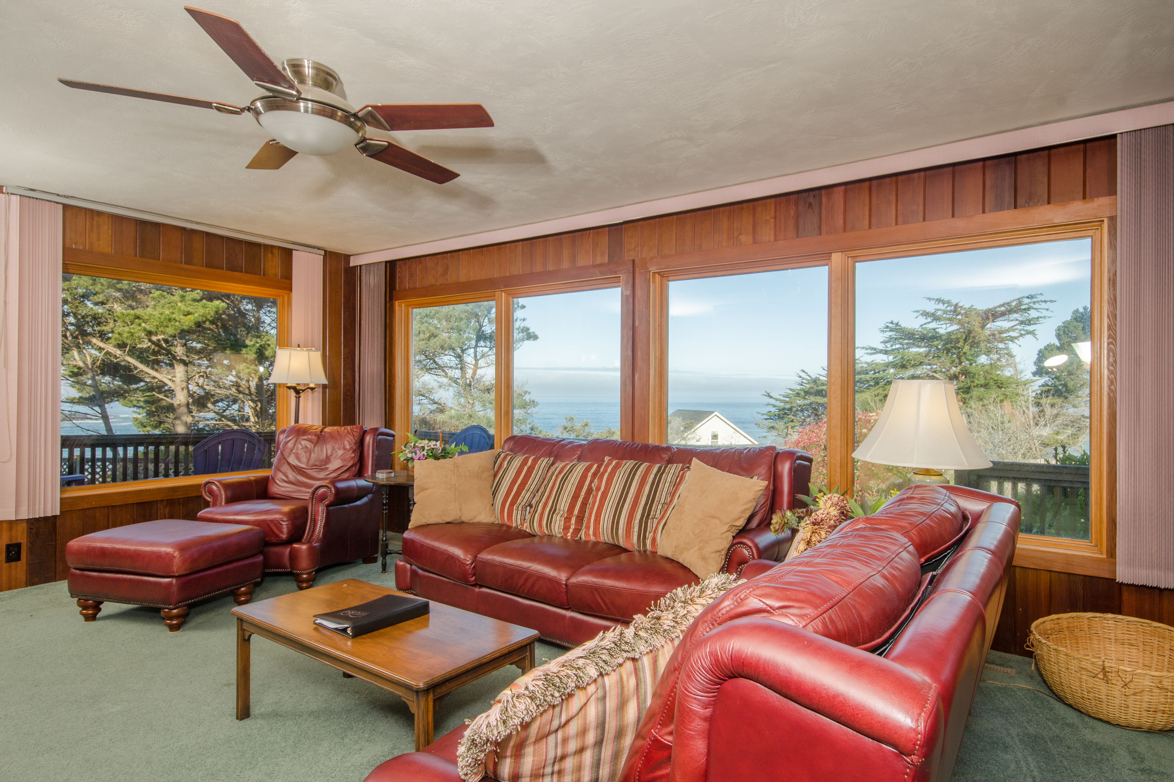 Mendocino Home 982925