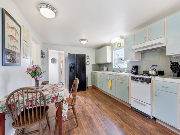 Mendocino Home 982925