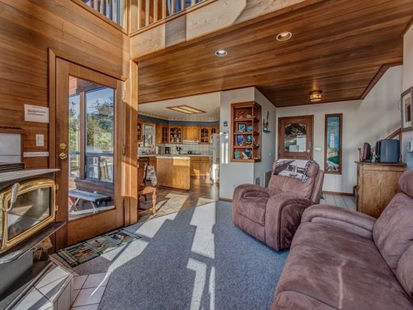 Mendocino Home 982927