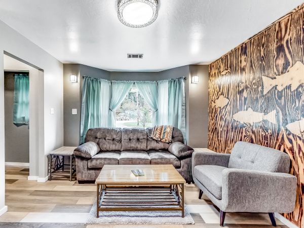 Mendocino Home 982929