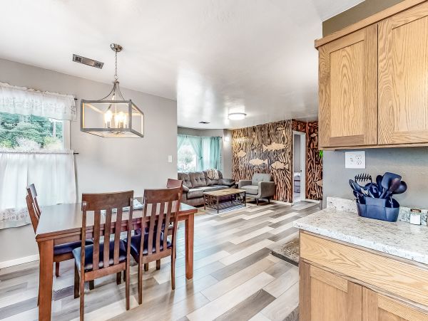 Mendocino Home 982929